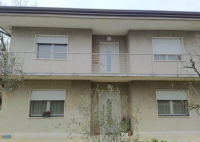 parapetti e scale esterni22
