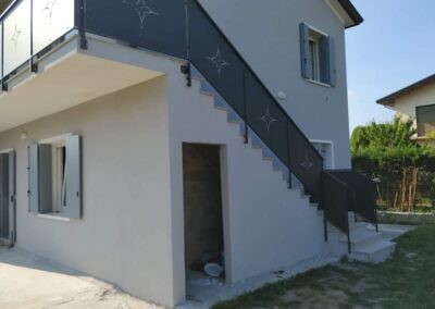 parapetti e scale esterni8